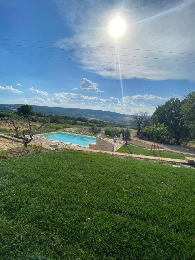 Appartamento Dell Agriturismo Pane E Olio โตดี ภายนอก รูปภาพ