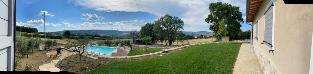 Appartamento Dell Agriturismo Pane E Olio โตดี ภายนอก รูปภาพ