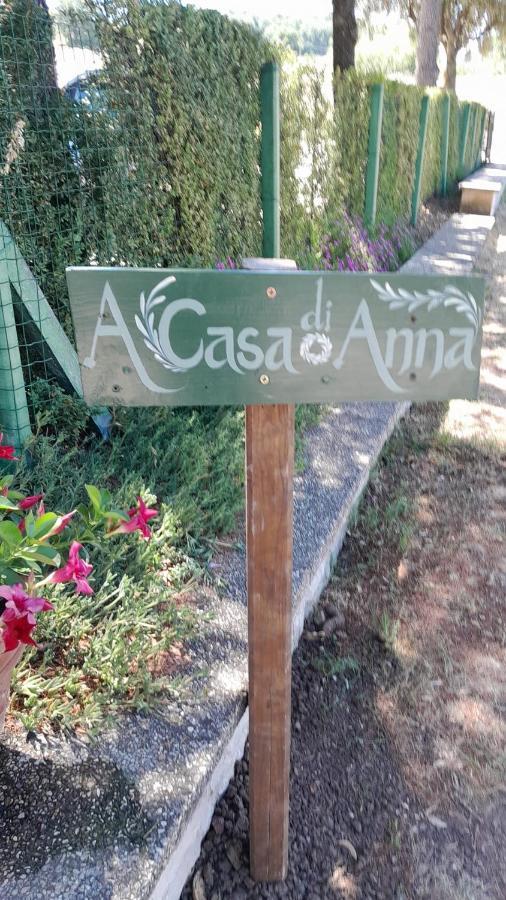 Appartamento Dell Agriturismo Pane E Olio โตดี ภายนอก รูปภาพ